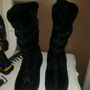 Blizzard black boots
